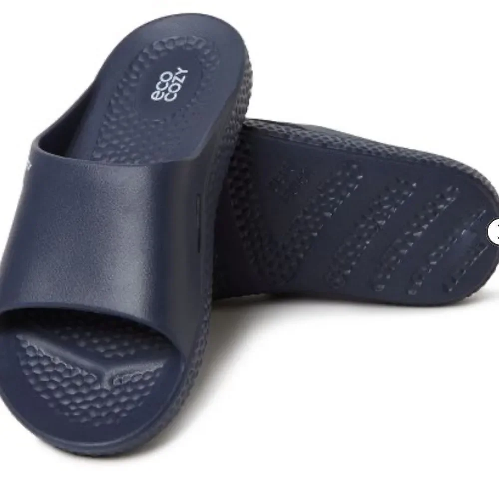 EcoCozy Dearfoams Men's Sustainable Comfort Slide Sandal Navy 7 NWT IN‎ PKG